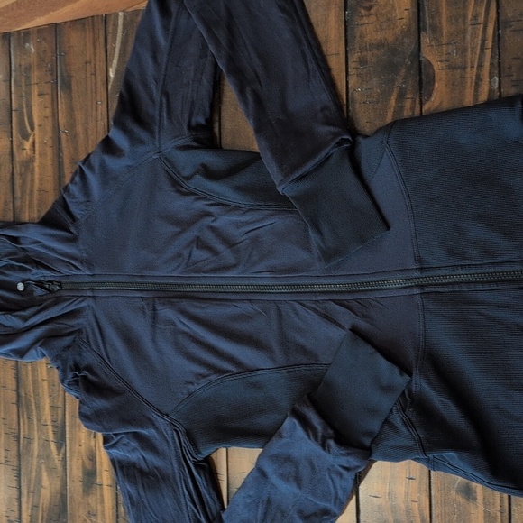 GUC Lululemon Iconic In Flux Black Reversible Zip Jacket Size 6 - Picture 10 of 11